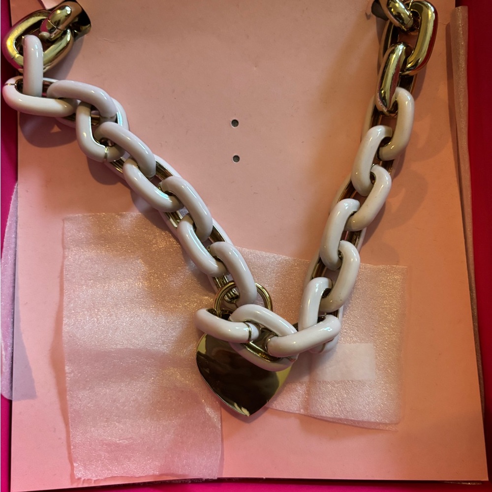 Stella & Dot Gold Heart on Pink Enamel Chain Necklace